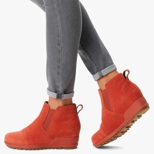 Sorel Evie Pull-On Bootie — Waterproof Suede Leather, Warp Red, size 8.5